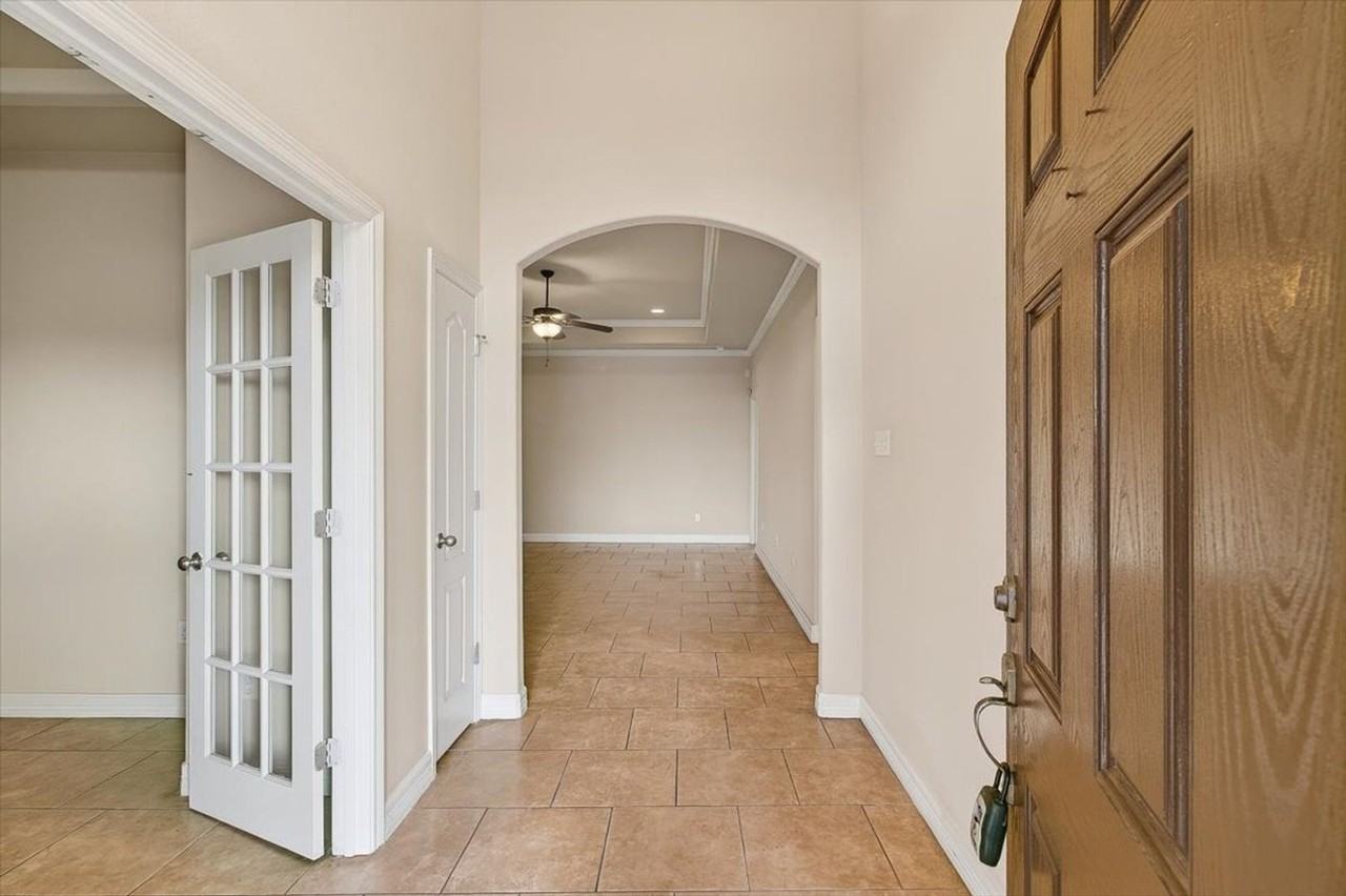 6901 Anastasia - Photo 2 of 50