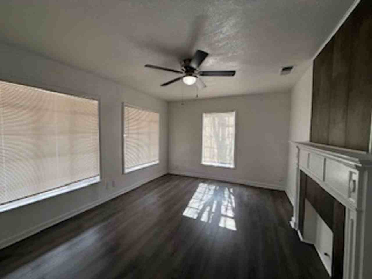 5119 Caden Dr - Photo 2 of 11