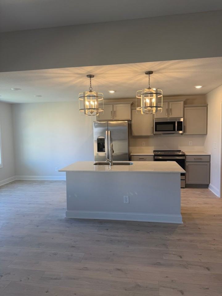 207 Donegal Dr - Photo 5 of 10