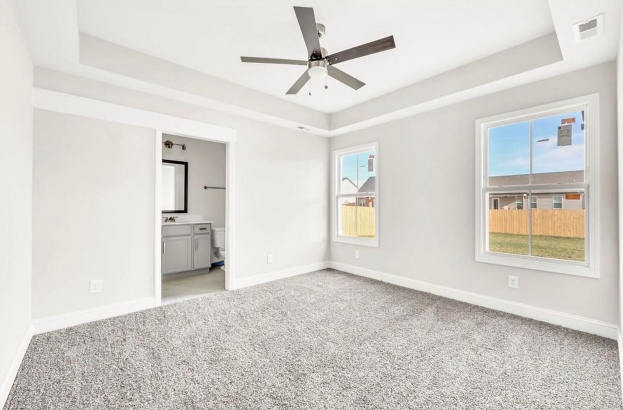 207 Donegal Dr - Photo 7 of 10