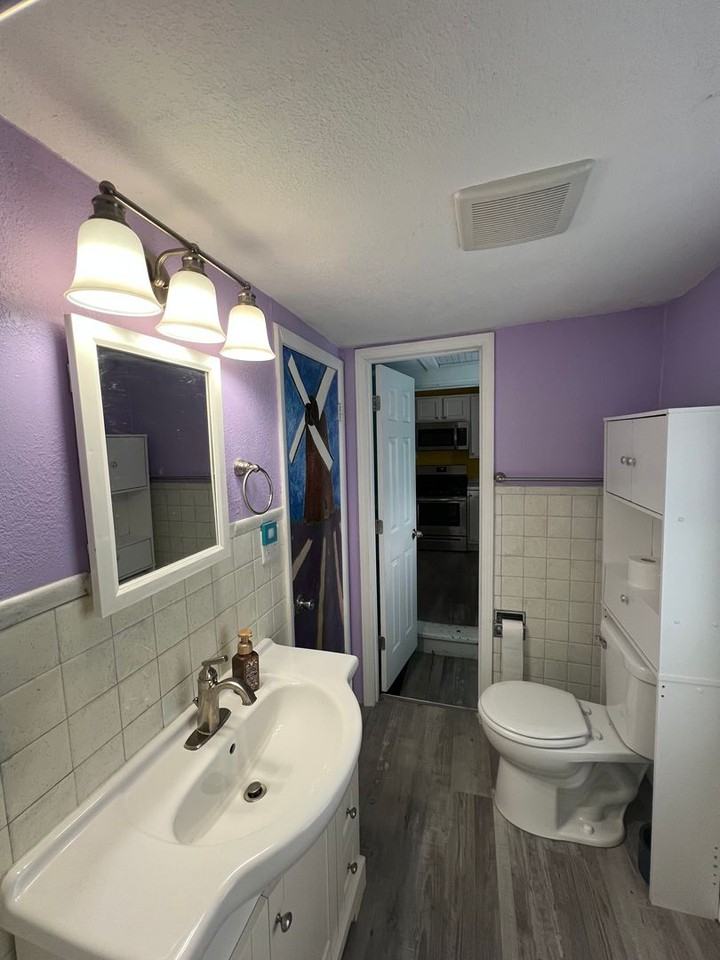 626 W 17th Ave - Photo 7 of 7