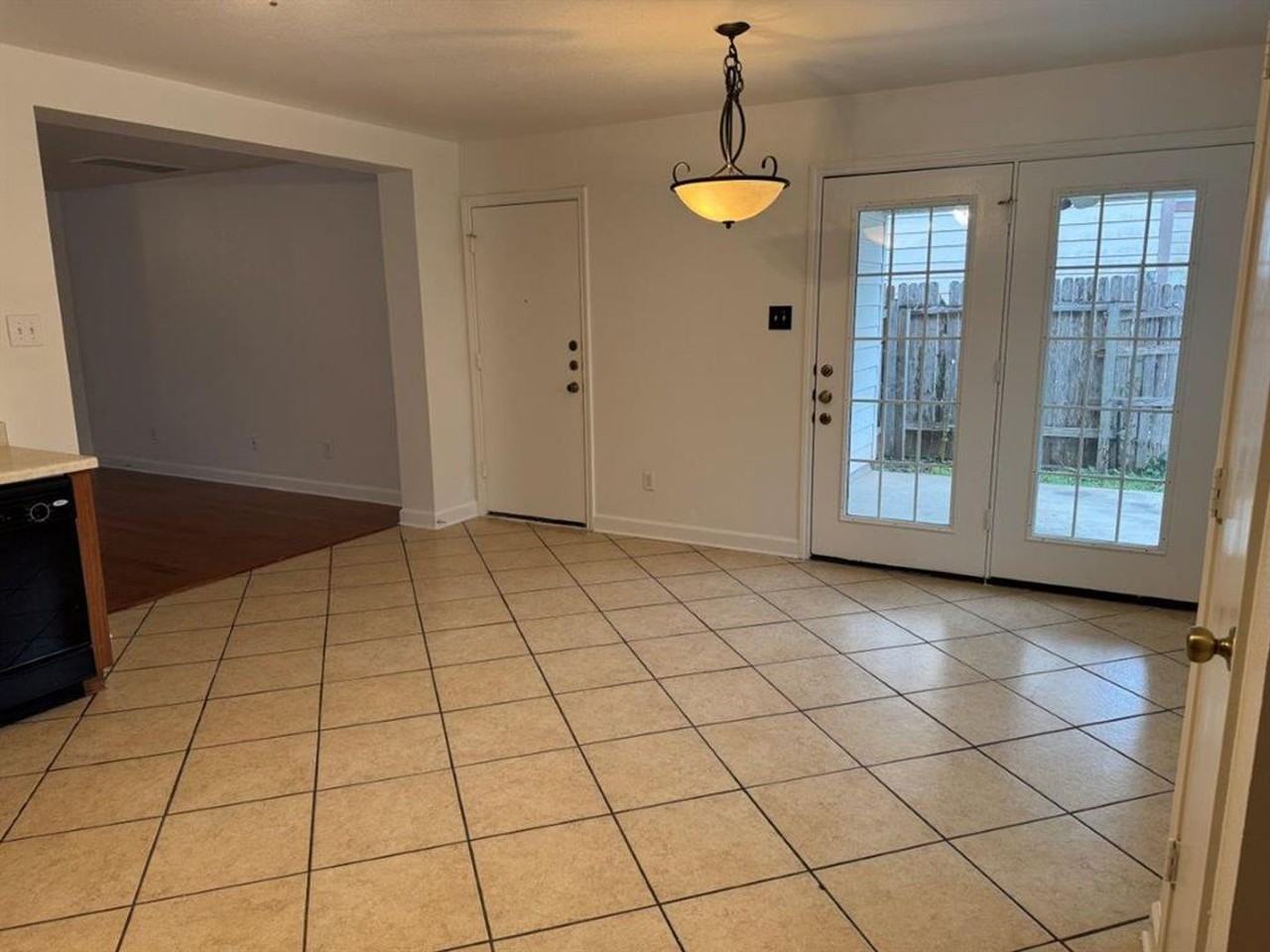 13718 Merseyside Dr - Photo 7 of 24