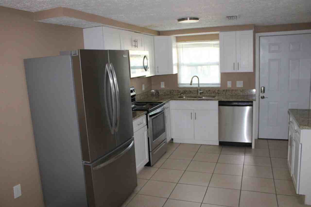 7138 Bellaire Ter - Photo 2 of 8