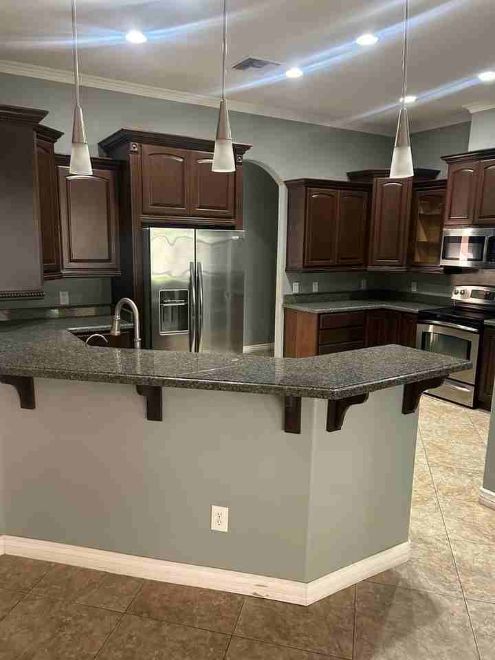 5488 E 39th St - Photo 5 of 22