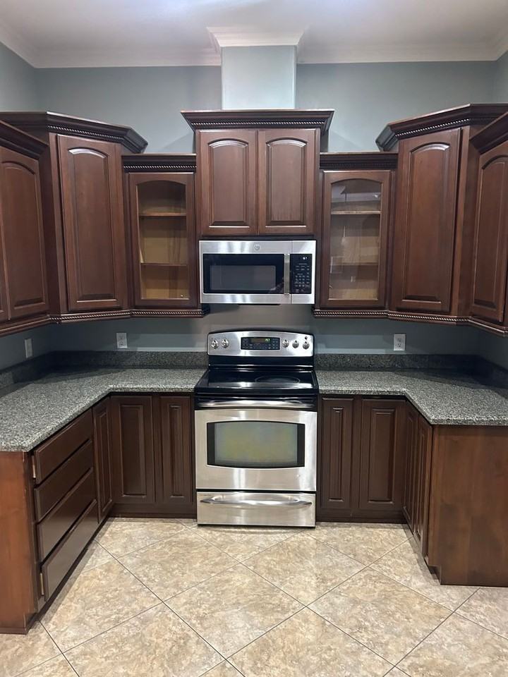 5488 E 39th St - Photo 6 of 22