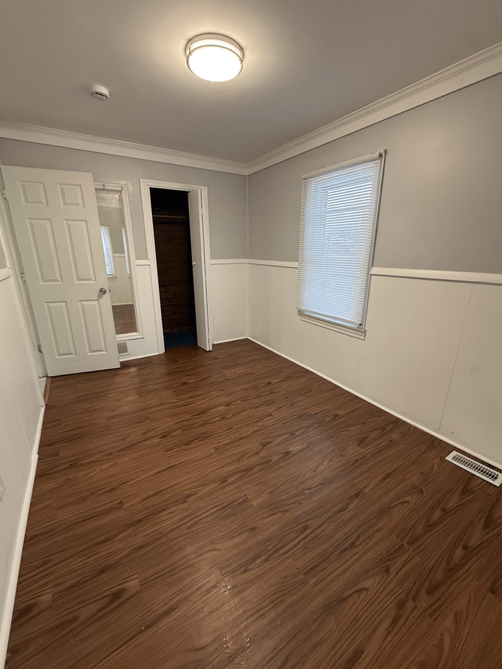 25202 Firwood Ave - Photo 6 of 15