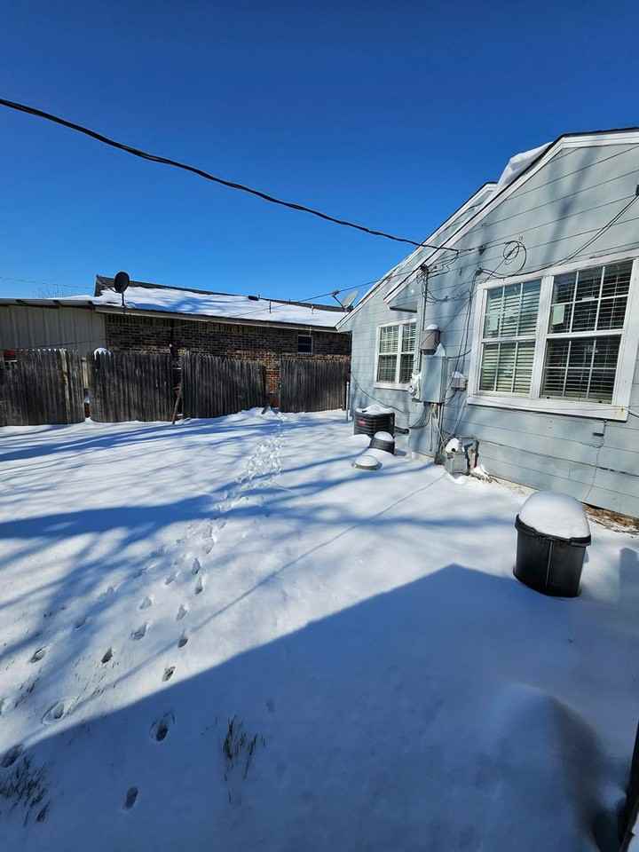 2912 Nw 46th St - Photo 6 of 8