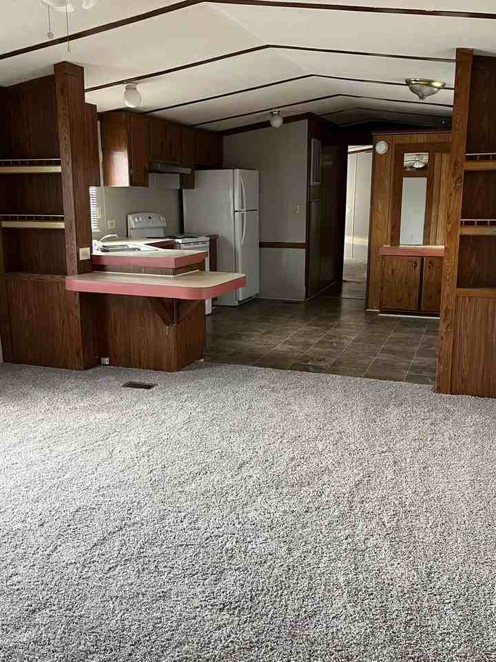 158 Nightingale Ct - Photo 2 of 8