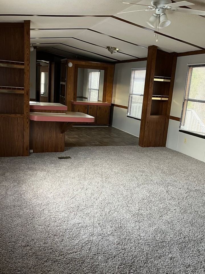 158 Nightingale Ct - Photo 3 of 8