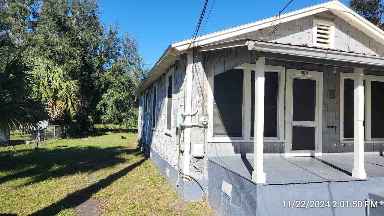 716 Bronson St - Photo 2 of 15