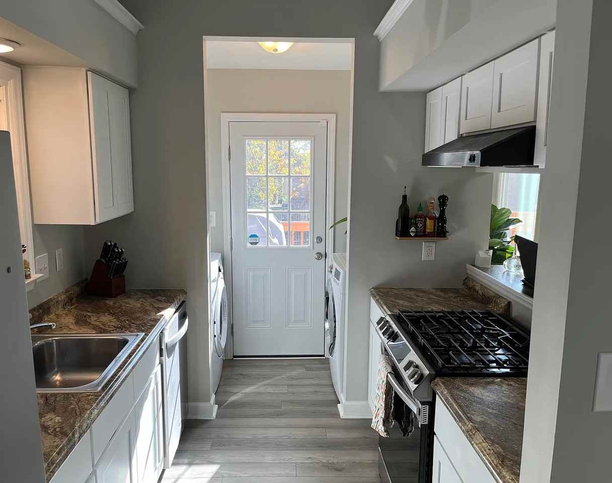 3208 Harmony Ct - Photo 2 of 32