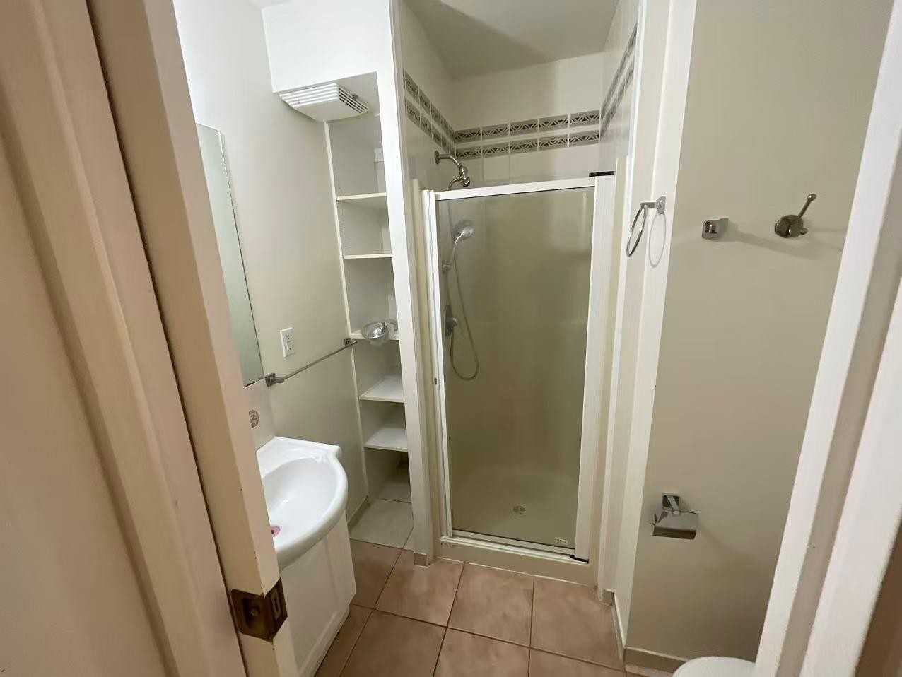 3218 East 45th Avenue - Photo 2 of 12