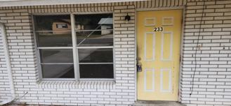 233 Mimosa Dr - Photo 1 of 1