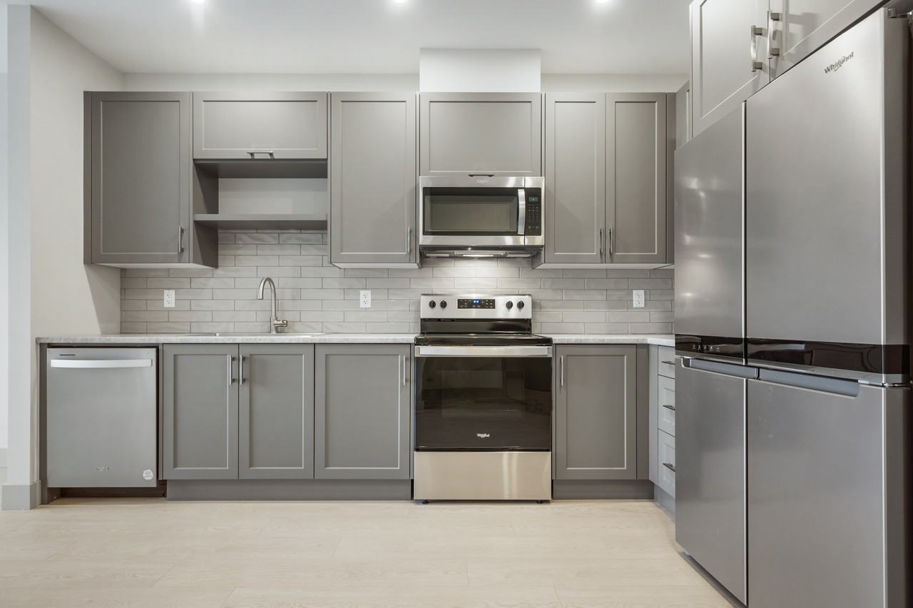 45551 Apartment Bldg 3 - Photo 2 of 10