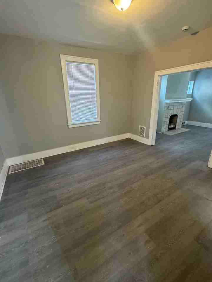1410 Meadow St #1 - Photo 5 of 14