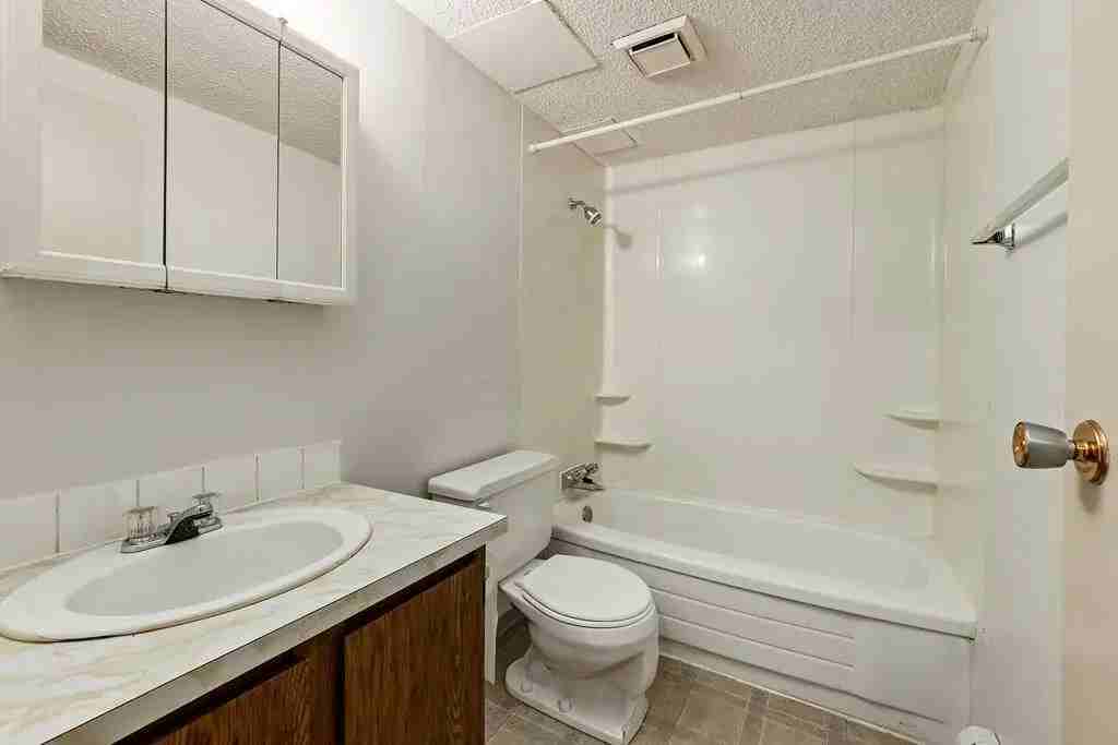 Ruby Court - Photo 7 of 12