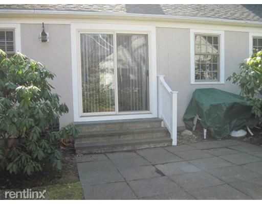 114 Jericho Rd - Photo 3 of 10