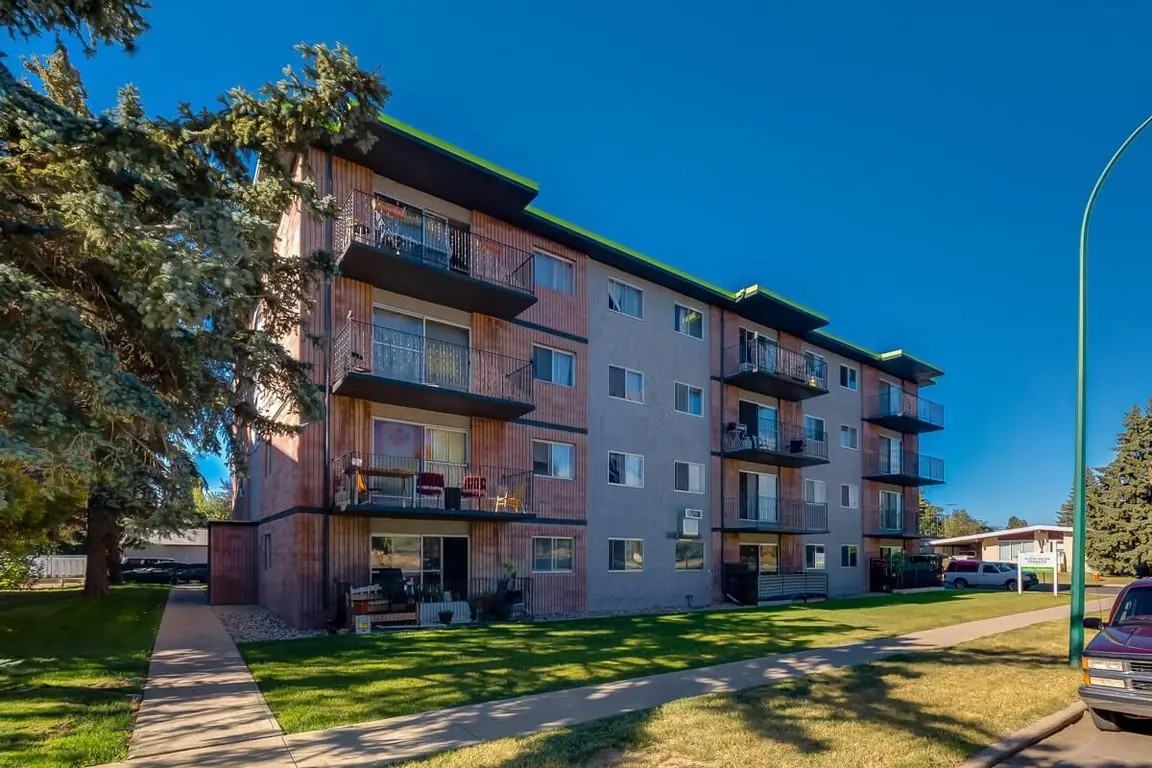 Evergreen Terrace - Photo 3 of 14