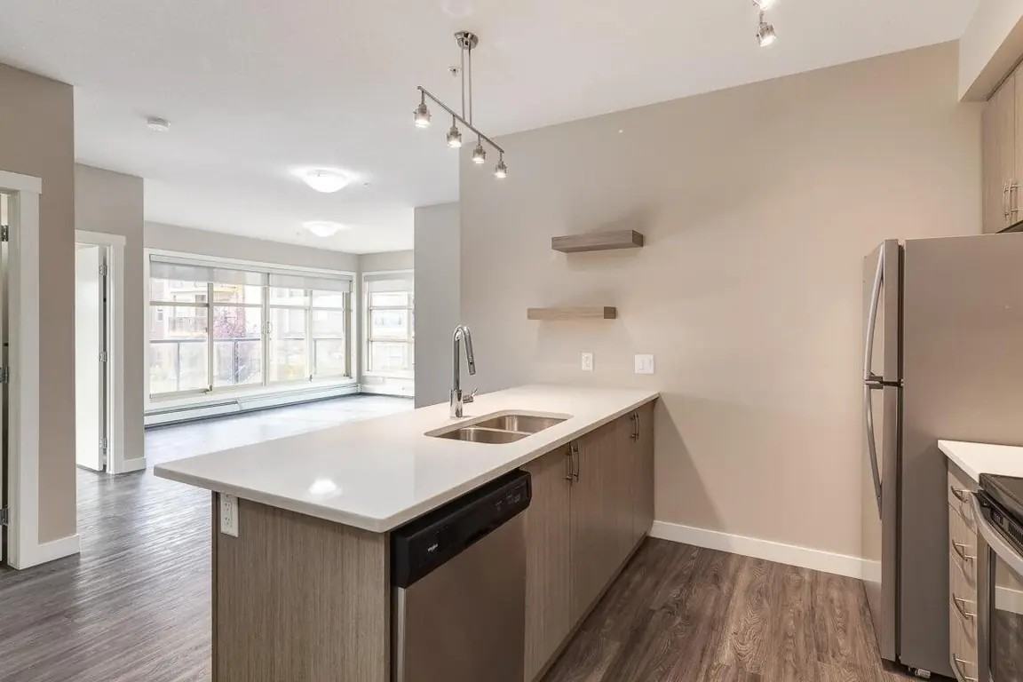 The Level - Photo 6 of 33