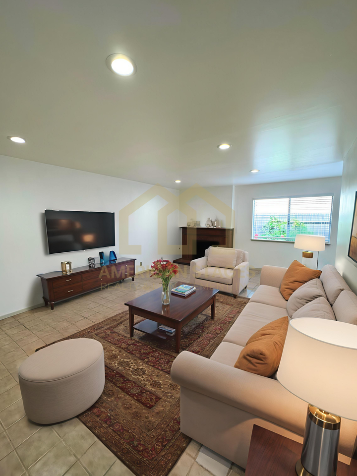 309 S R St #1 - Photo 2 of 19