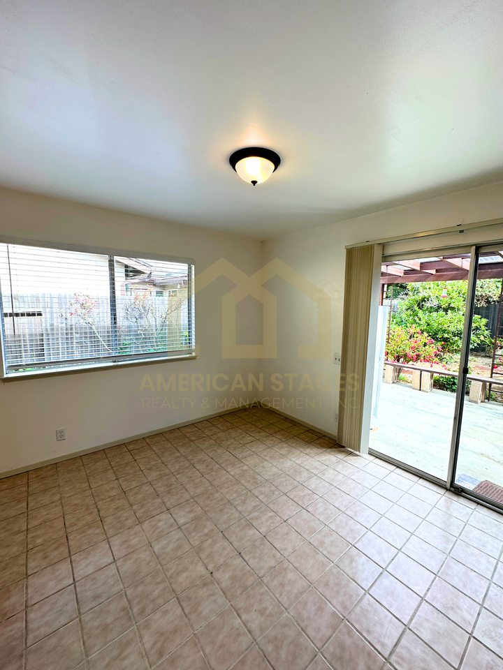 309 S R St #1 - Photo 7 of 19