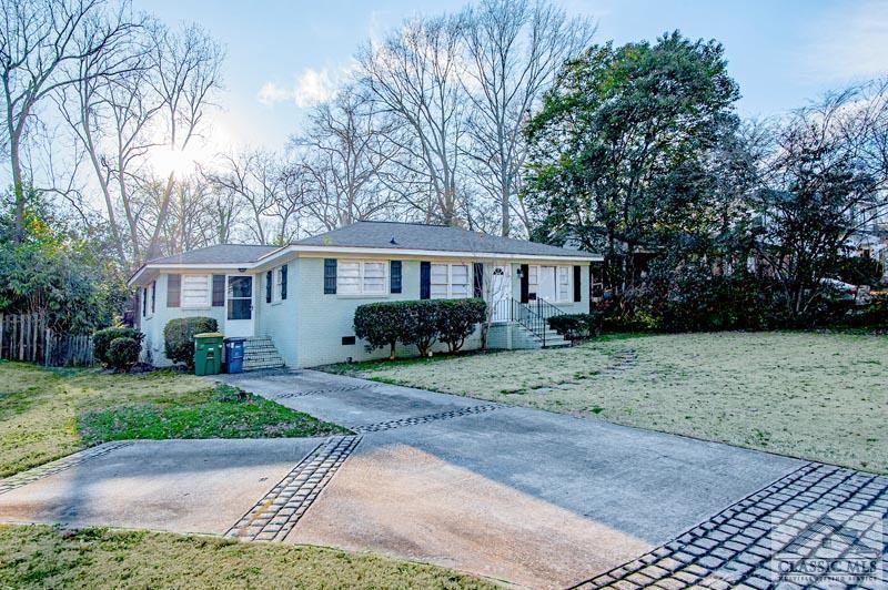 129 Westover Dr #1 - Photo 2 of 12