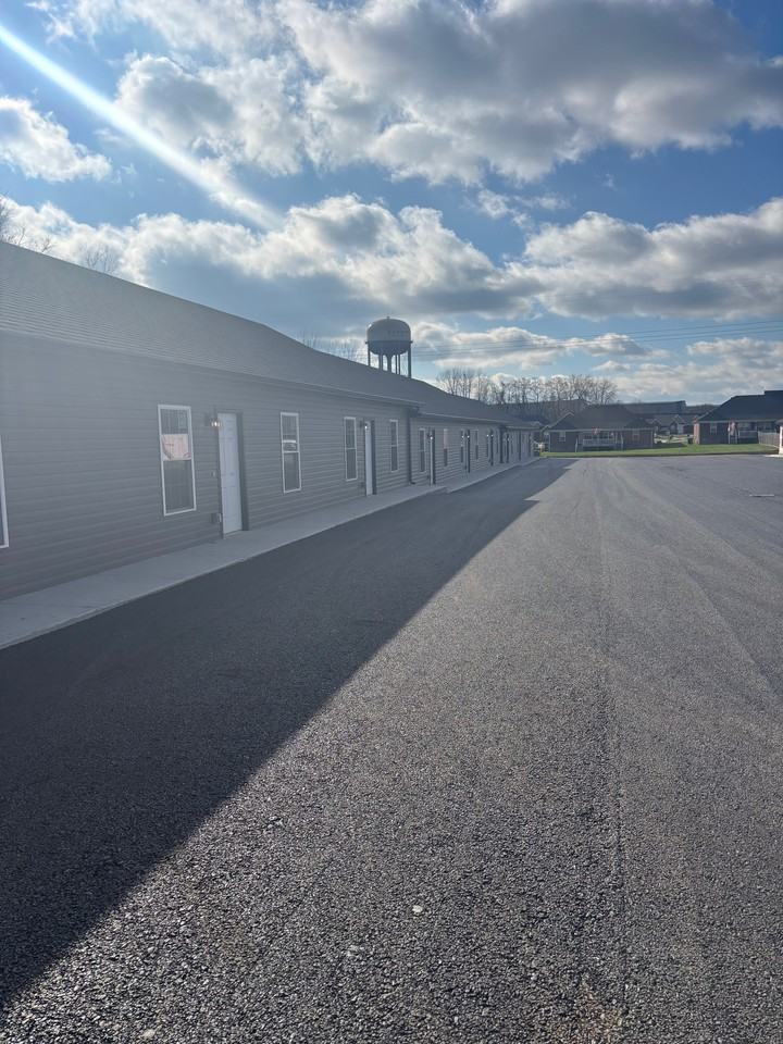 1355 Woodlawn Rd #1 - Photo 5 of 6