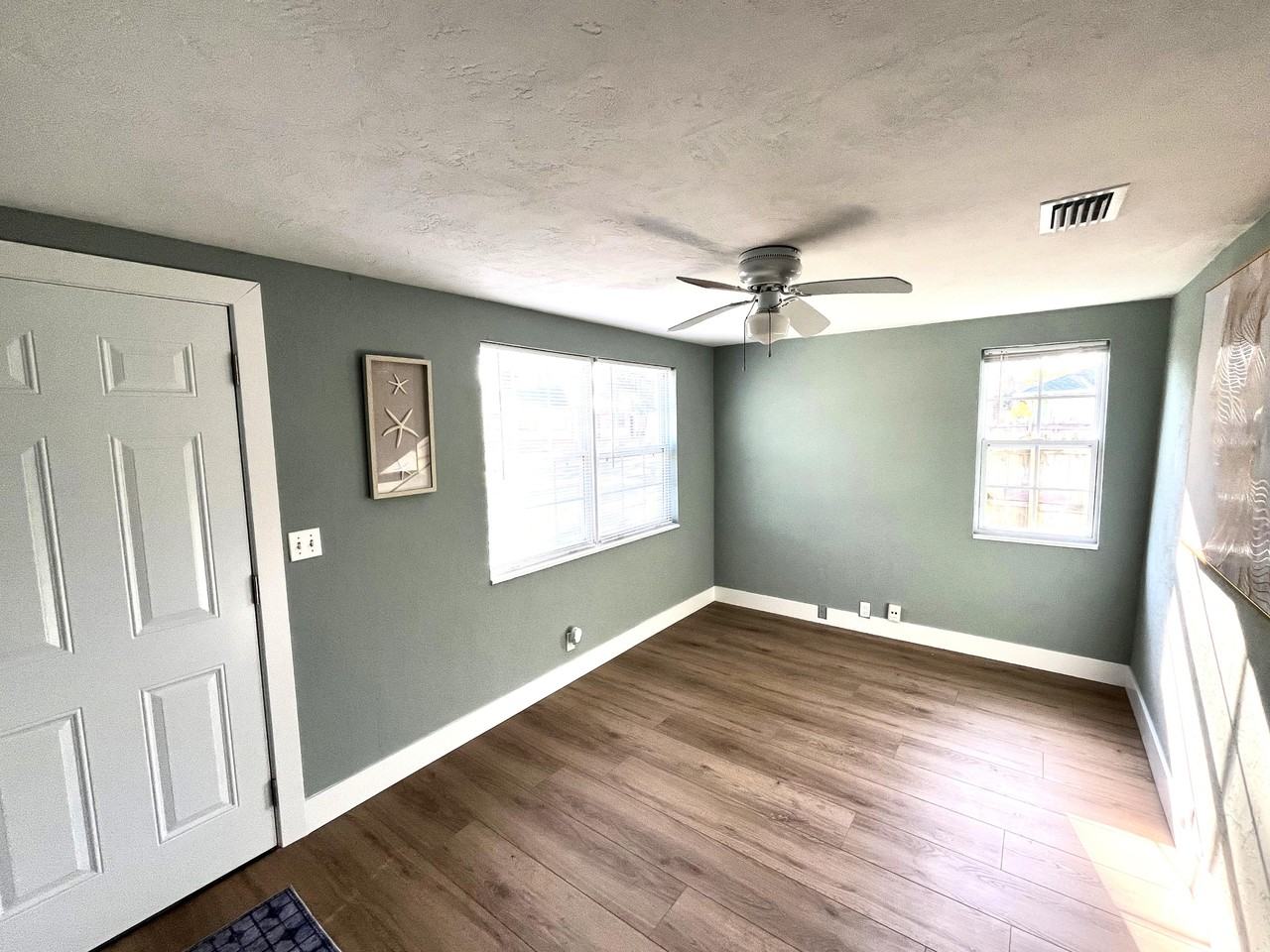 448 Palm St #1 - Photo 2 of 24