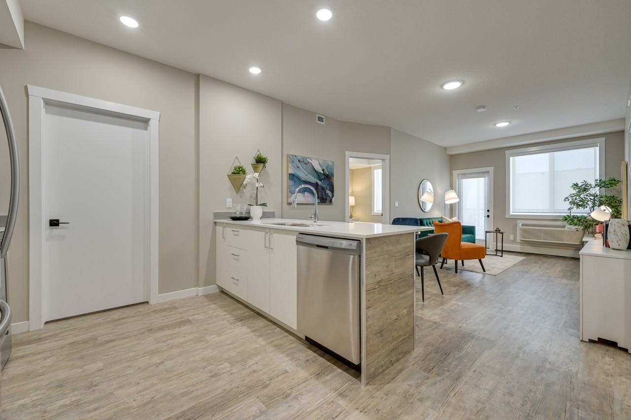 Emerald Hills Landing - Photo 5 of 30