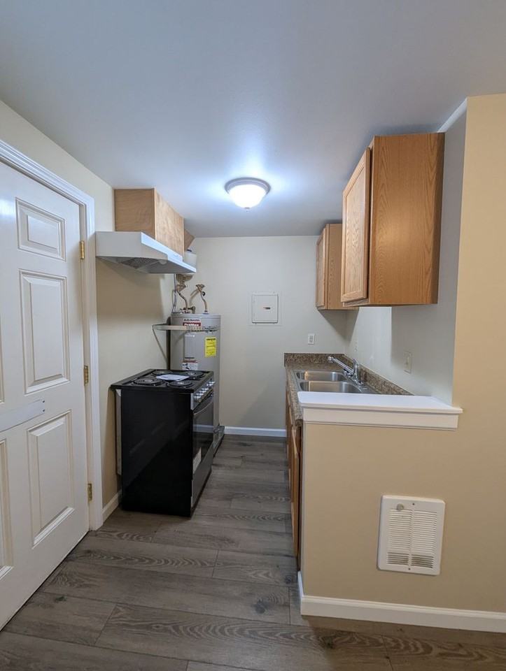 Garden Grove - Photo 4 of 9