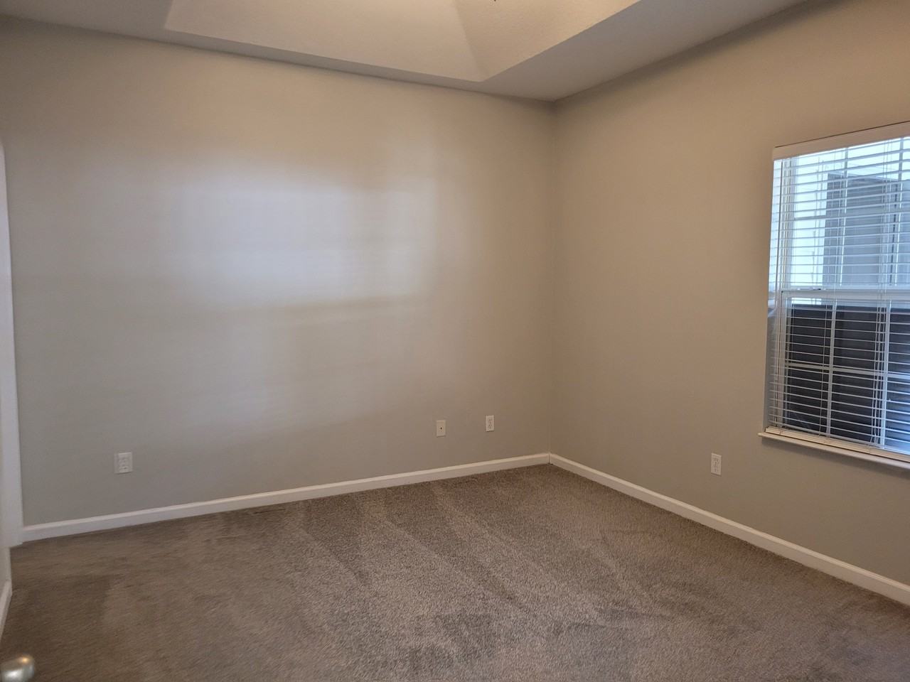 1672 Corey Wood Cir #1 - Photo 3 of 32