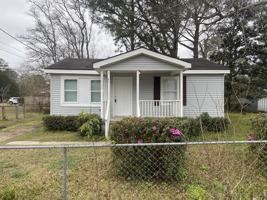 featured image of 3932 Brookmont Dr #1