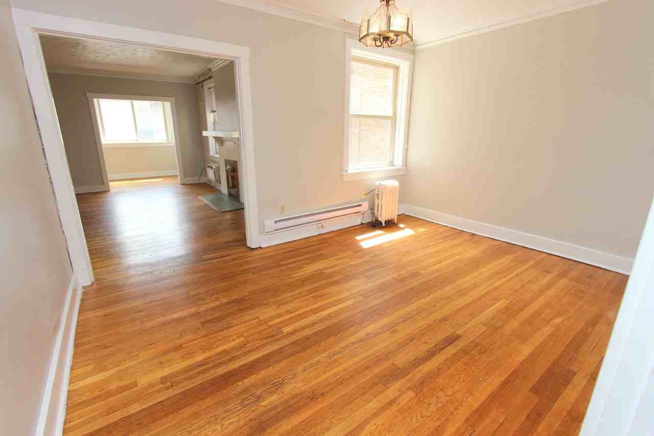 5627 HOBART STREETAPT B-31 #B31 - Photo 4 of 9