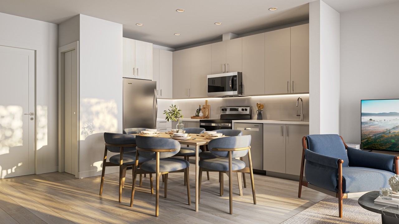 Red Upper Lonsdale - Photo 3 of 30