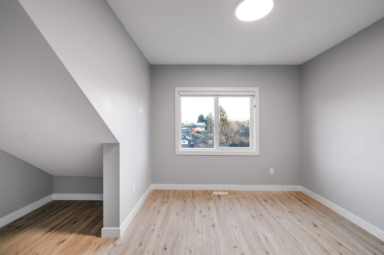 8714 83 Avenue Northwest - Photo 7 of 30