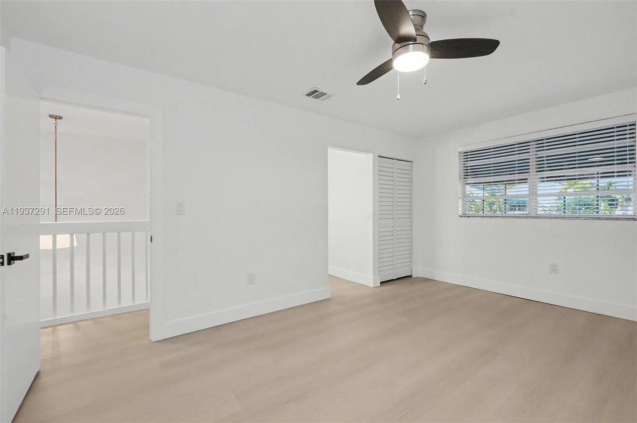 20160 Northwest 9th Drive - Photo 7 of 14