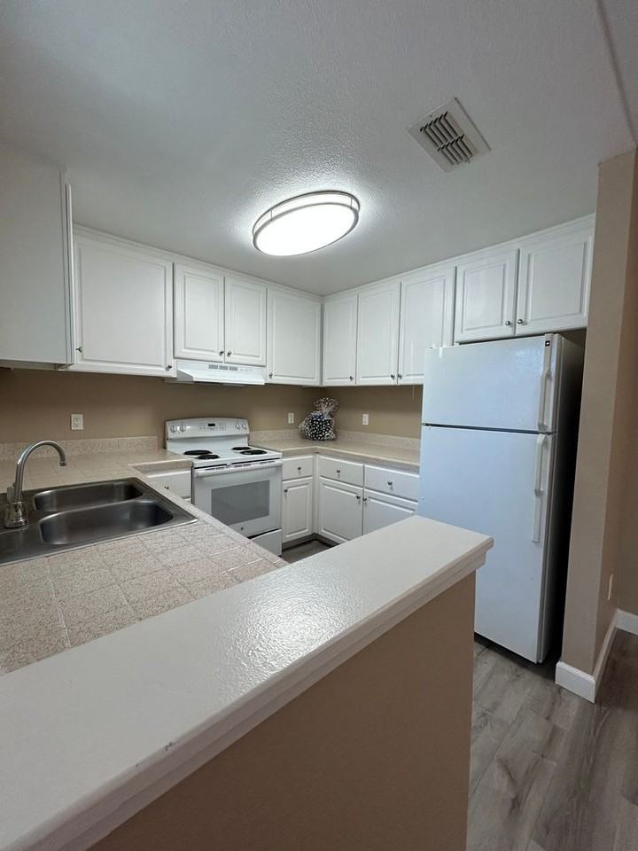 Wind Chase Apartments - Photo 5 of 42