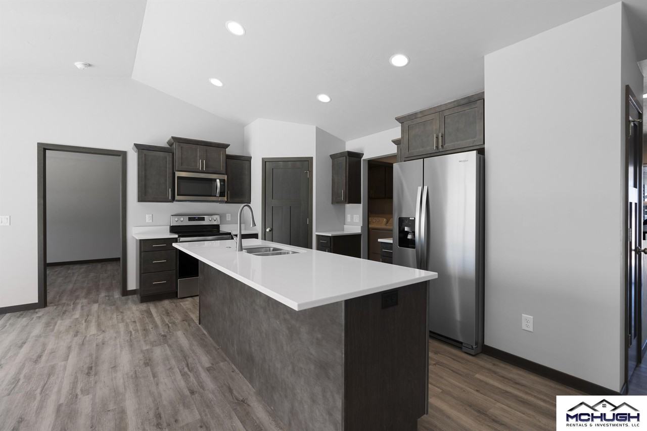 1601 Liberty Ave #1 - Photo 2 of 18