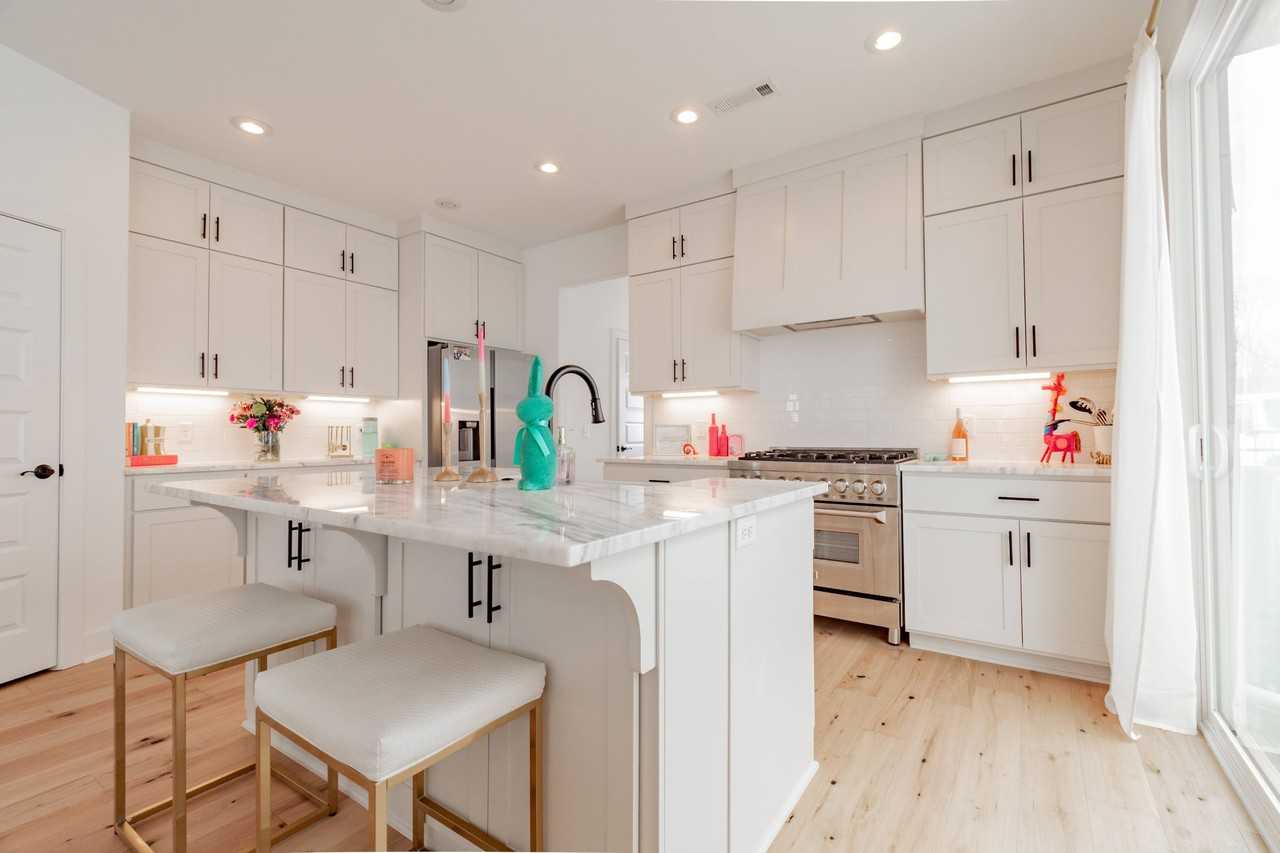 1023 S Hollywood Ave #1 - Photo 4 of 15