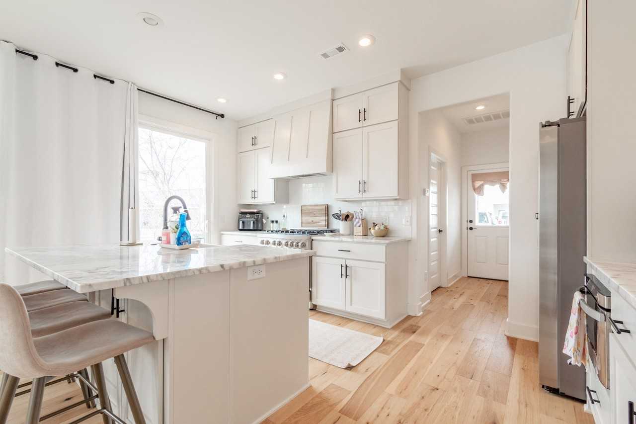 1023 S Hollywood Ave #1 - Photo 6 of 15