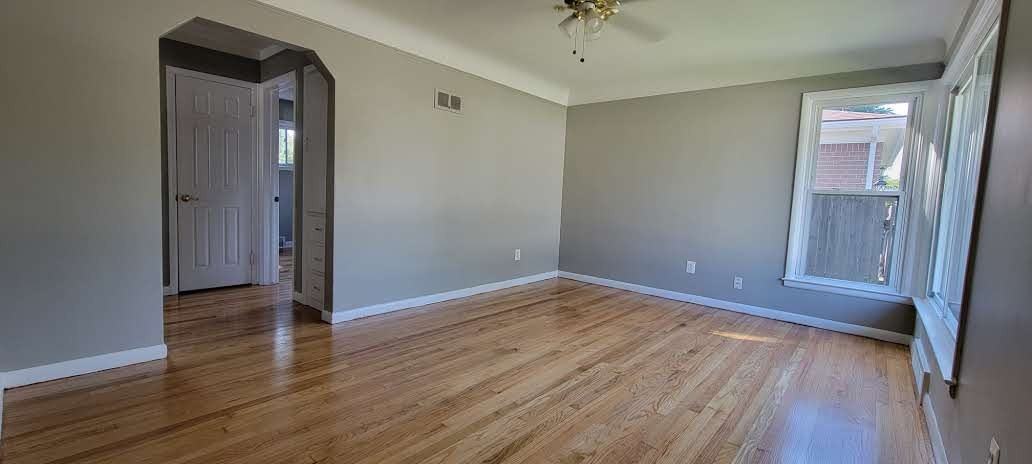 17284 Ivanhoe St - Photo 7 of 24