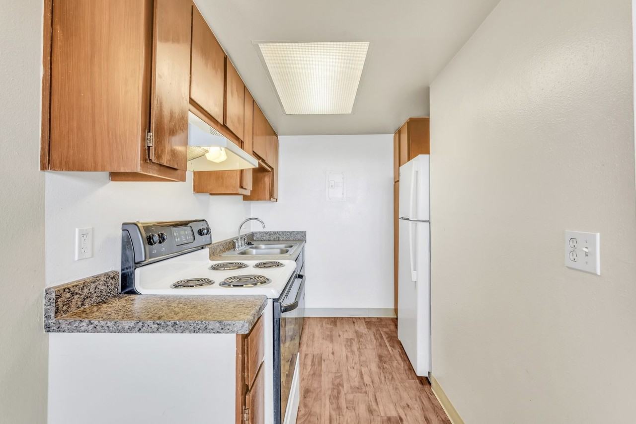 1405ra - Photo 2 of 31