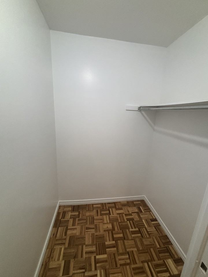 225 210-225 Old Carraige Drive #210 - Photo 6 of 13