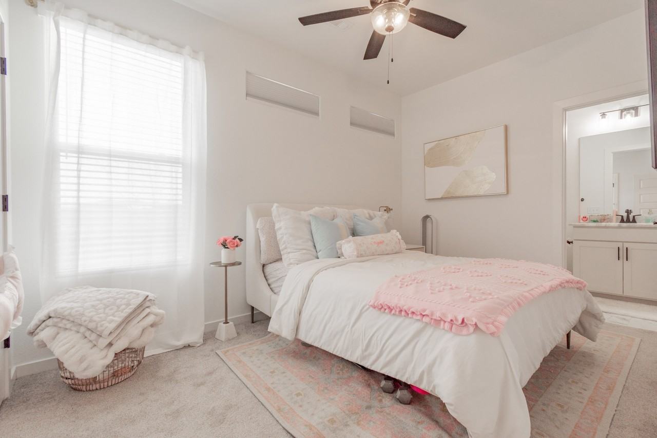 2119 W Parnell Dr #1 - Photo 5 of 14