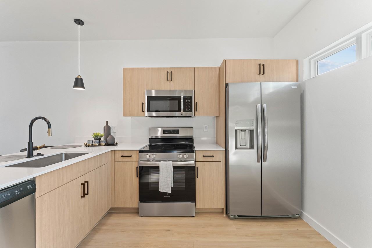 1479 W Hendon St #101 - Photo 6 of 26