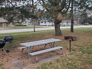 604 Northeast 4th StreetApt 1 #604-1 - Photo 7 of 8