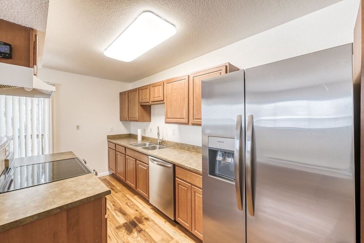 2529 West Vermijo Avenue - AUnit A #A - Photo 4 of 17