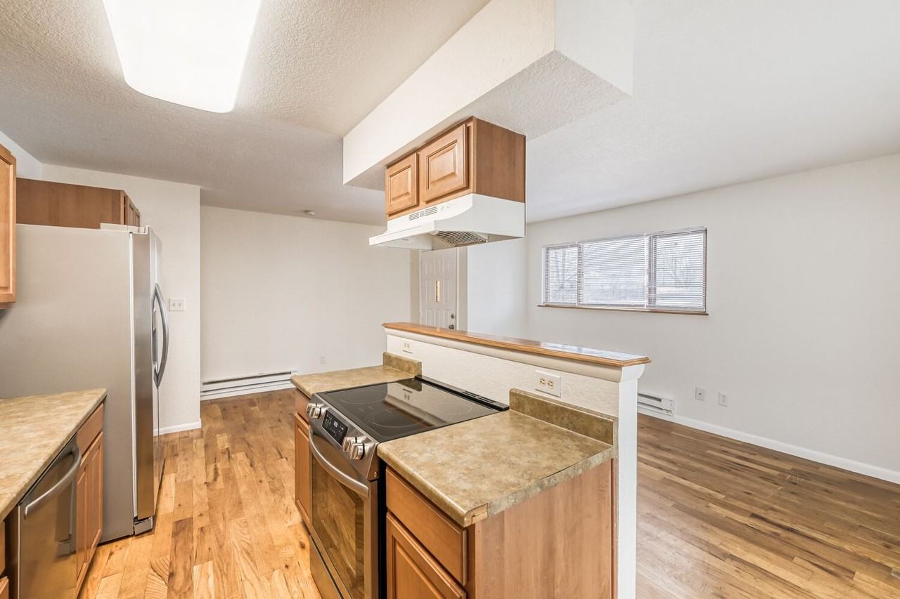 2529 West Vermijo Avenue - AUnit A #A - Photo 5 of 17