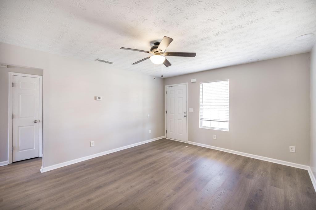 312 Mill Meadow Rd #1 - Photo 7 of 50