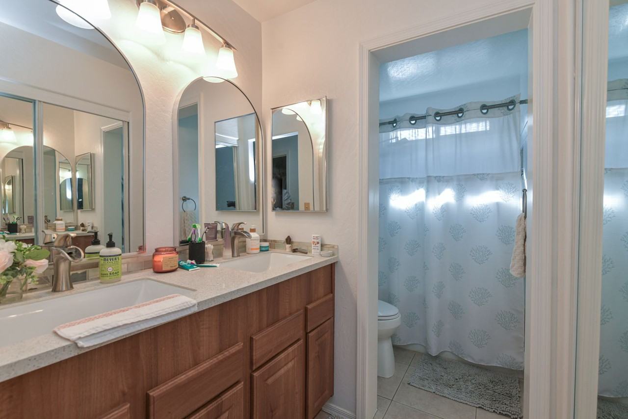 20011 N 20th Way #1 - Photo 7 of 18